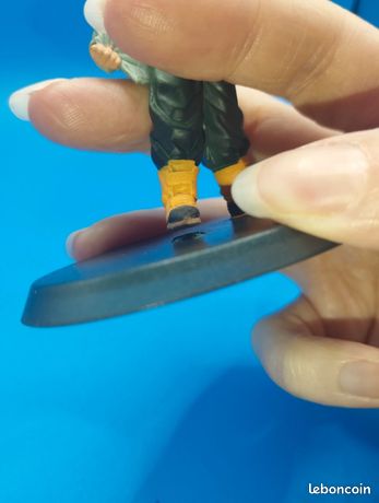 Figurine Mirai Trunks Dragon Ball Legend of Manga Hachette Futur figure