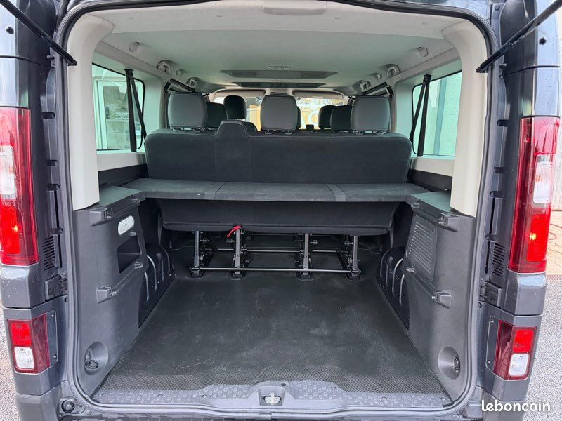 Renault TRAFIC III COMBI 2.0 BLUE DCI 170CH TECHNO AUTO -24 9 PLACES (image 9)