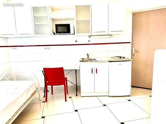 Appartement 1 pièce 18 m² · à Épernay · 18 m² · 428 €