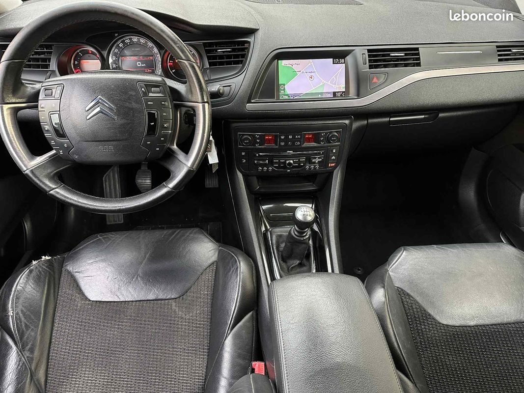 Citroen c5 tourer 2.0 hdi exclusive plus 160ch (image 3)