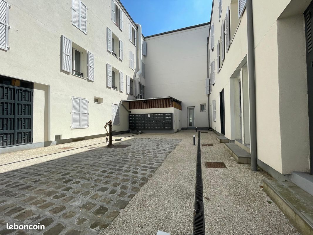 Appartement 1 pièce 8 m² · à Boulogne-Billancourt · 8 m² · 90 000 €