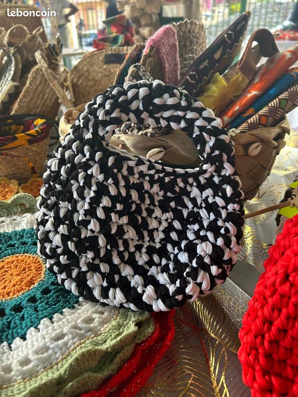 Sac a main au crochet (image 1)