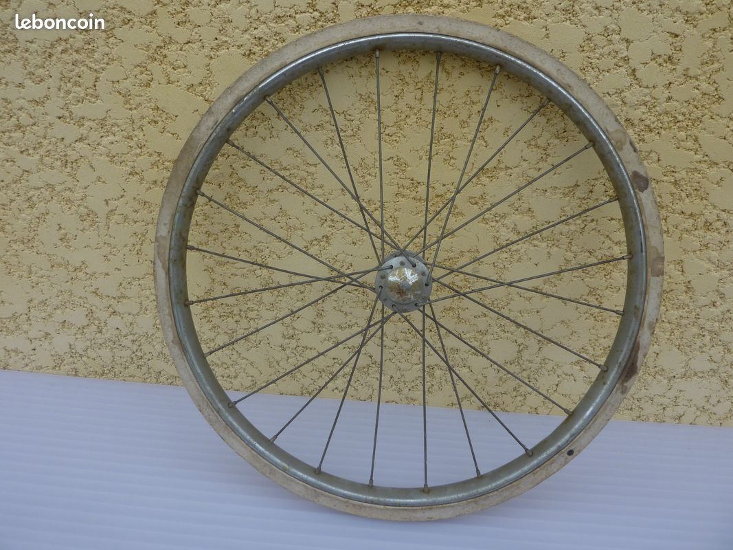 1 roue D 44 cm (image 1)