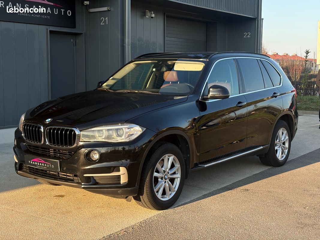 BMW X5 F15 25D 231 ch BVA8 Lounge Plus / 7 places / Sièges Electriques à mémoire... (image 2)