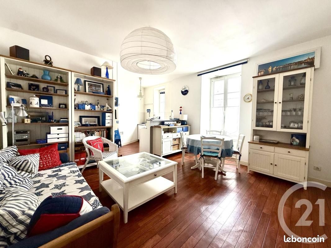 Appartement 2 pièces 48 m² · à La Rochelle · 48 m² · 244 300 €