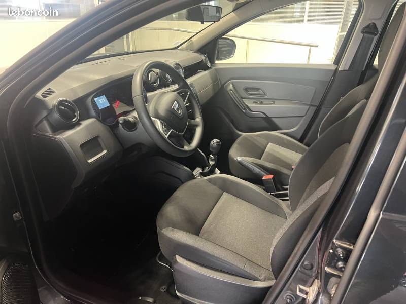 Dacia Duster Blue dCi 115 4x2 Essentiel (image 30)