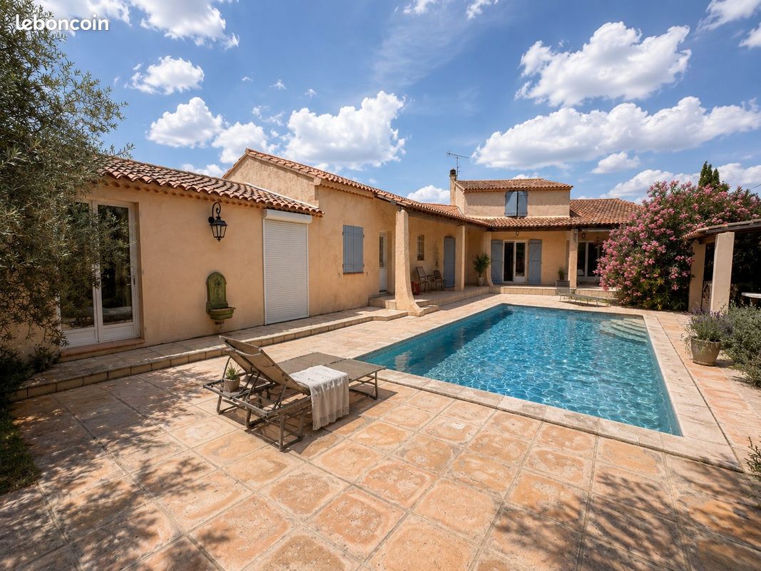 Maison 8 pièces 205 m² · au Val · 205 m² · 620 000 €