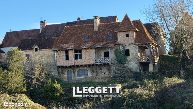 Maison 180 m² Saint Martial D Albarede