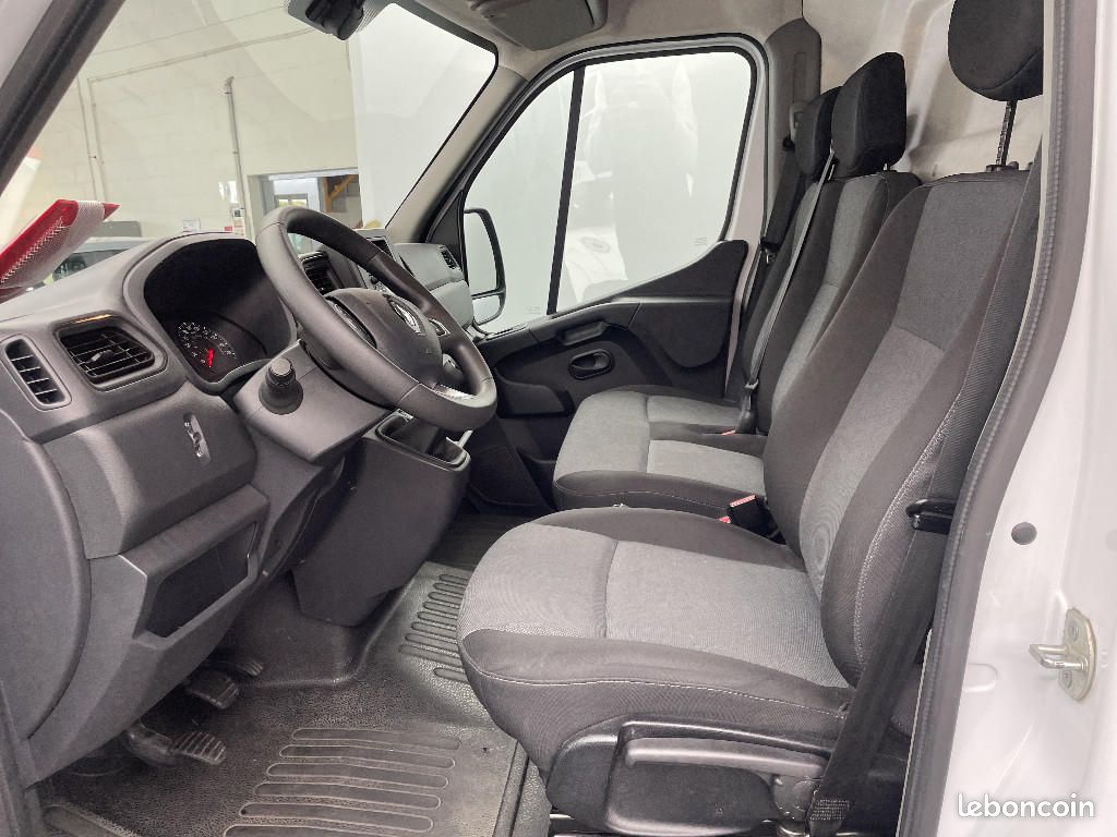 Renault Master FOURGON FGN TRAC F3500 L2H2 BLUE DCI 135 CONFORT (image 16)