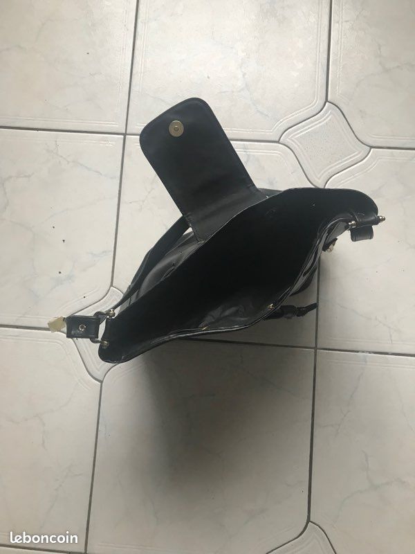 Vends sac à main (image 2)