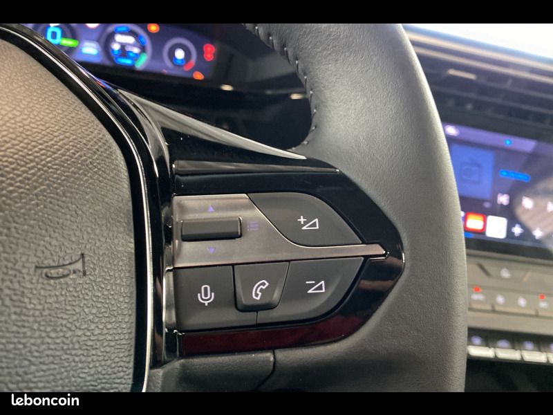 Peugeot 308 Plug-in Hybrid 195 ch e-DCS7 Allure (image 22)