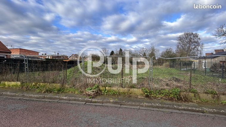 Terrain 652 m² Courcelles Les Lens