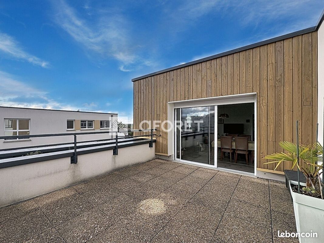 Appartement 5 pièces 111 m² · à Mont-Saint-Aignan · 111 m² · 369 000 €