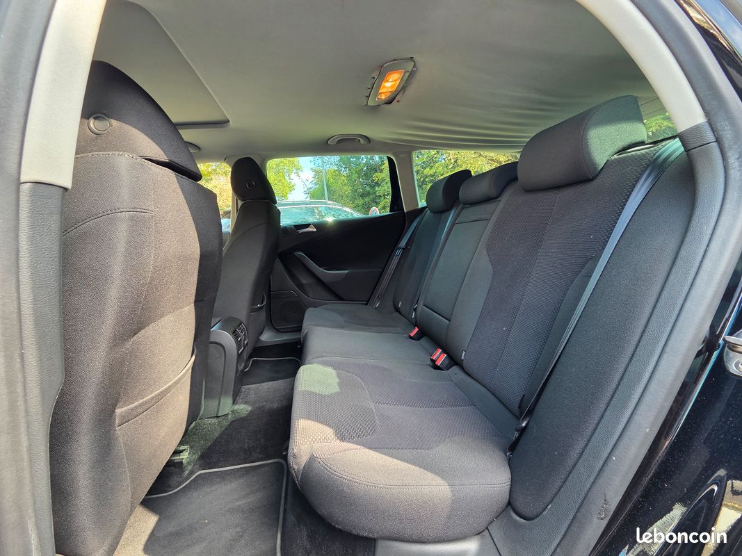 VOLKSWAGEN PASSAT SW – 2.0 TDI 140ch BVM6 Finition EMBASSY II (image 13)