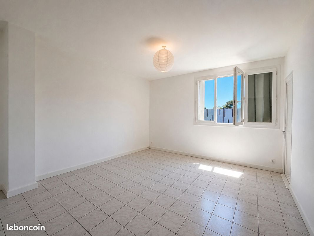 Appartement 3 pièces 67 m² · à Libourne · 67 m² · 103 000 €