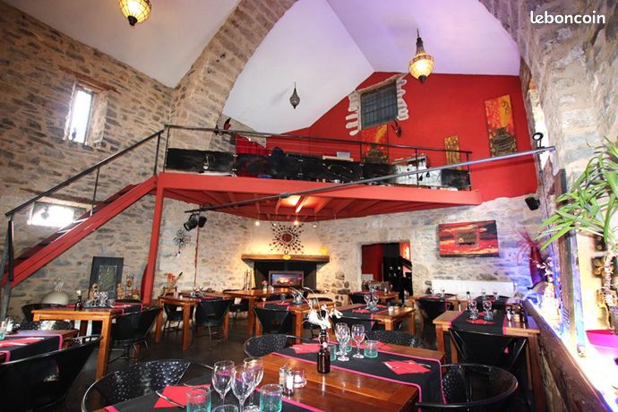Maison 5 pièces 263 m²