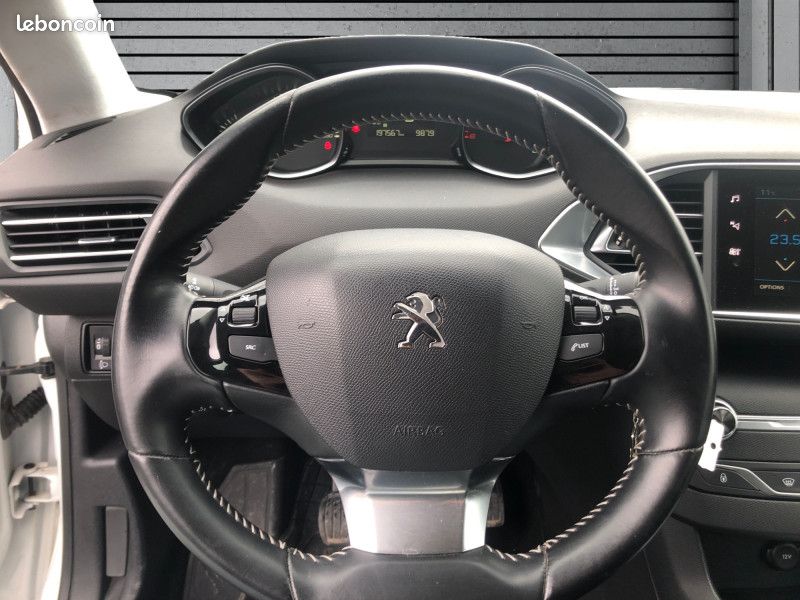 Peugeot 308 1.5 BLUEHDI 130CH S&S ACTIVE (image 10)