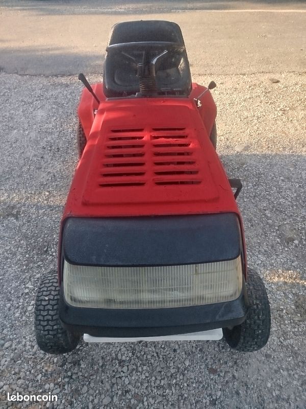 Tracteur tondeuse autoportée mtd en trés bon état de marche (image 2)