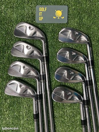 Set De Fers De Golf Triumph Storm Pour Femmes Gauchers - Fers P,3,6,7,8,9 Et Driver - Occasion