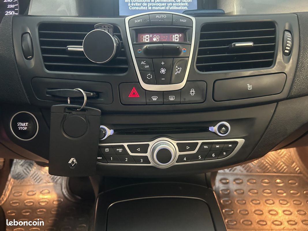 RENAULT LAGUNA 1.5 dCi 110 FAP eco2 Expression Champion (image 24)