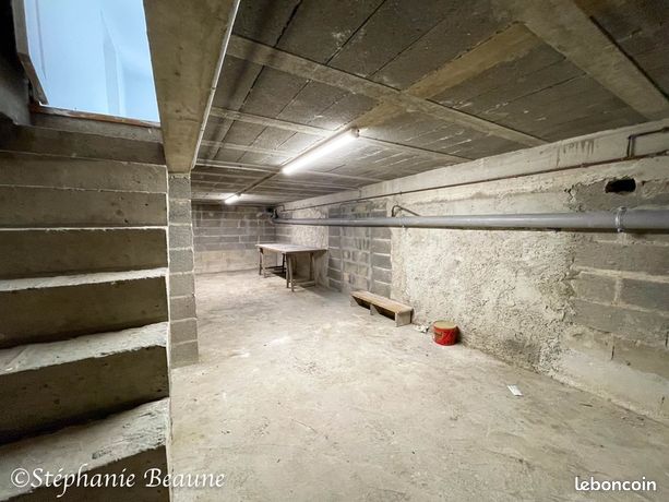 https://img.leboncoin.fr/api/v1/lbcpb1/images/72/52/51/7252515469a226958bc3ca4517ee6f2842c4ec89.jpg?rule=ad-image