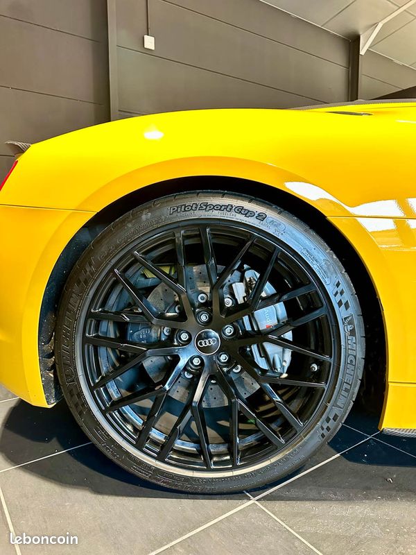 Audi r8 v10+ spyder 610 cv (image 12)