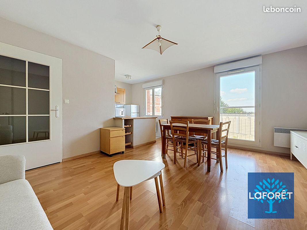 Appartement 2 pièces 43 m² · à Valenciennes · 43 m² · 650 €
