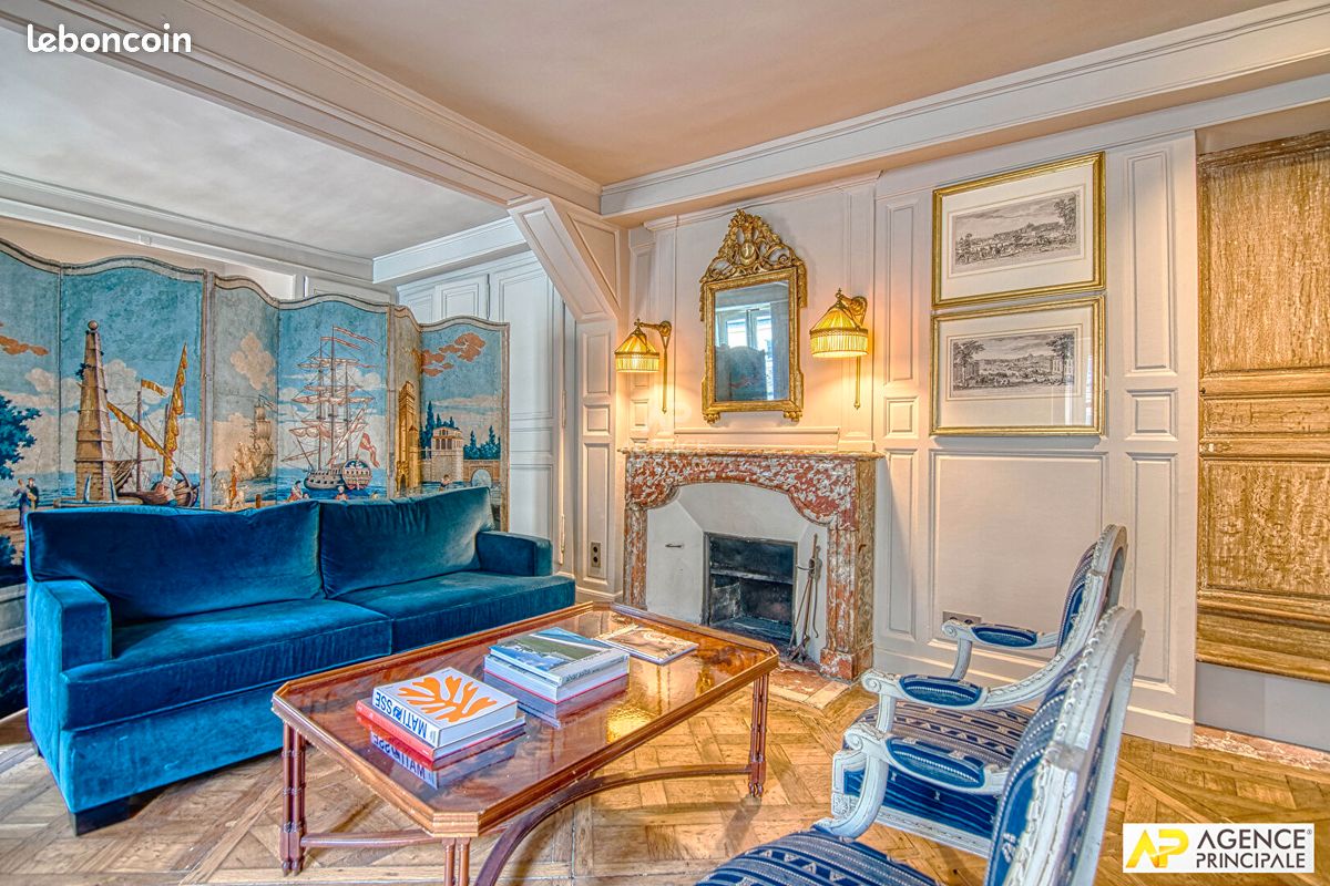 Appartement 2 pièces 61 m² · à Versailles · 61 m² · 2 250 €