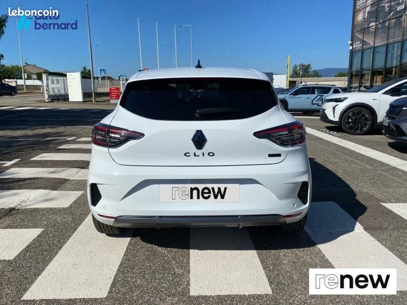 Renault Clio 1.6 E-Tech 145ch full hybrid esprit Alpine - 24 (image 25)
