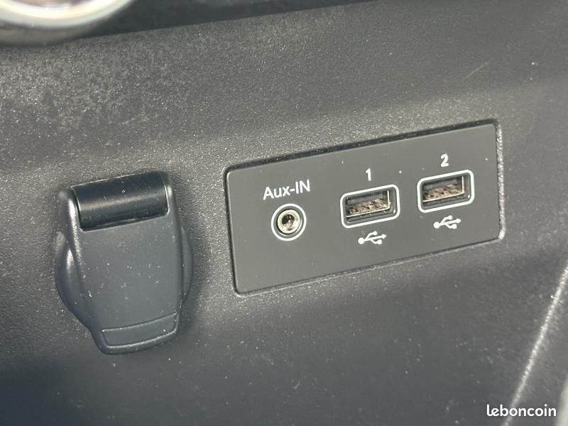 Renault Clio 1.6 E-Tech hybride 140ch Business -21N (image 20)