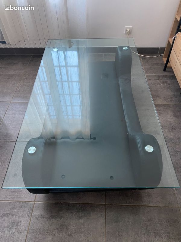Table basse avec plateau en verre (image 1)