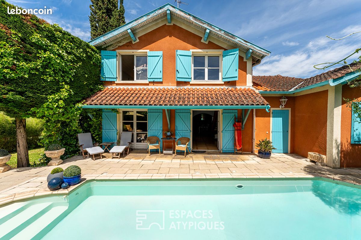 Maison 8 pièces 320 m² · à Villefranche-sur-Saône · 320 m² · 895 000 €