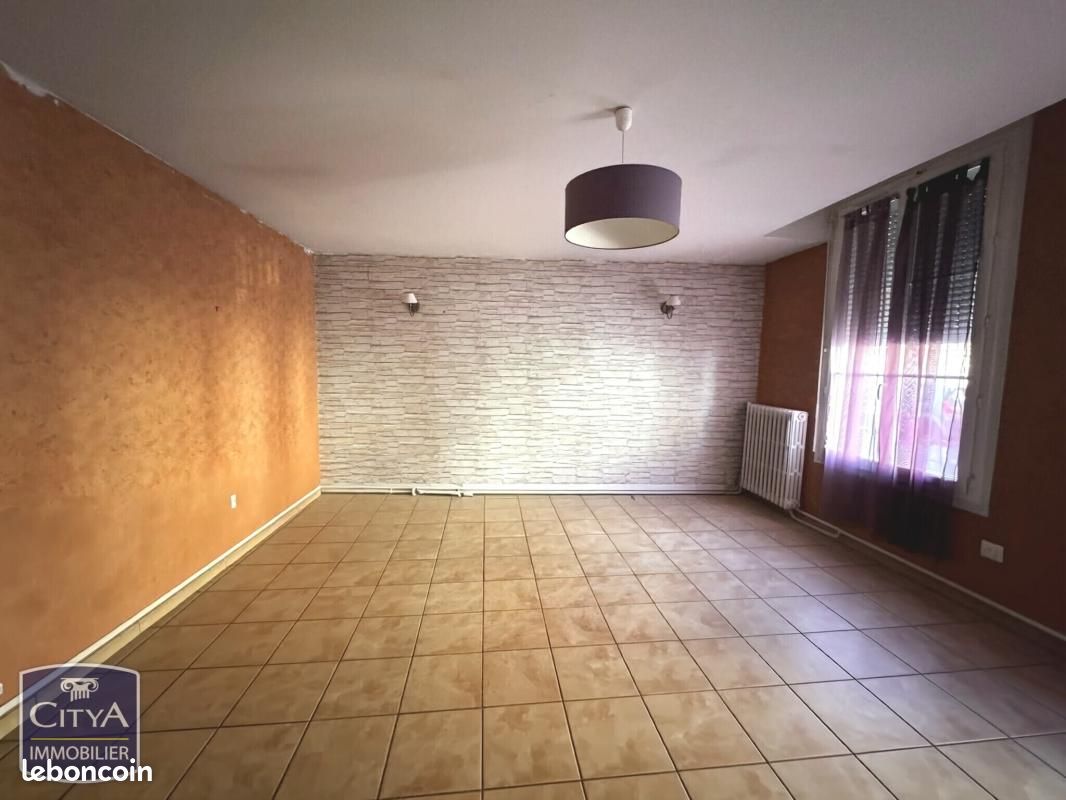 Maison 3 pièces 100 m² · à Elbeuf · 100 m² · 95 000 €