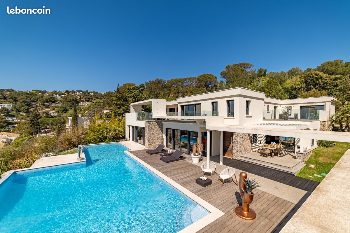 Maison 6 pièces 450 m² · à Sète · 450 m² · 5 300 000 €