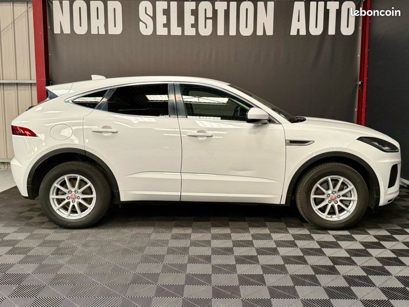 JAGUAR E-PACE 2.0 180 CH BV6 R-DYNAMIC 152.734km (image 10)