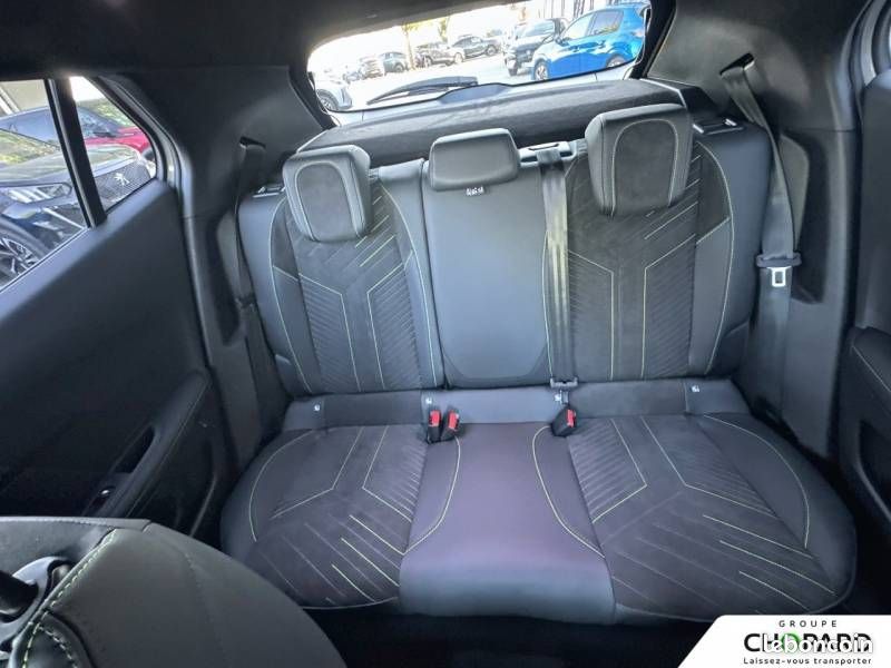 Peugeot 2008 Hybrid 145 e-DCS6 GT Exclusive (image 19)