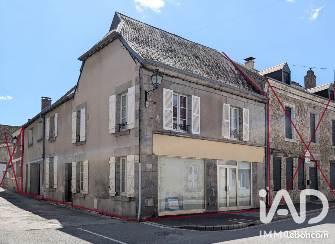 Immeuble 191 m² · à Ahun · 191 m² · 71 000 €