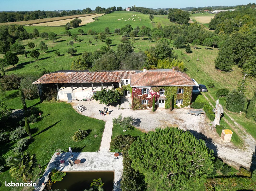 Maison 7 pièces 224 m² · à L'Isle-en-Dodon · 224 m² · 499 000 €
