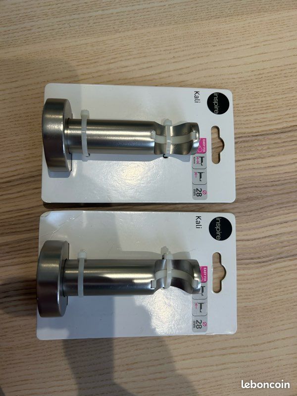 Support pour tringle à rideaux (image 2)