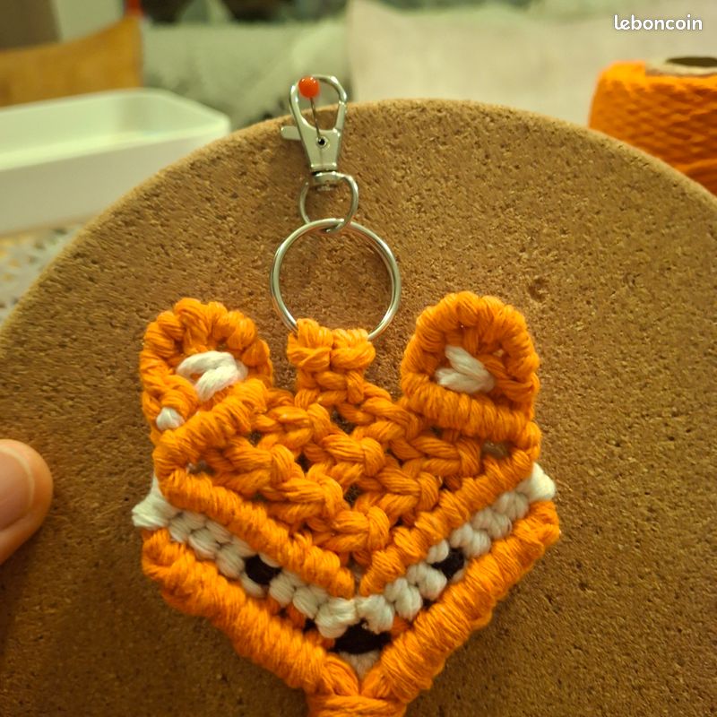 Porte-clés Renard Spark Amigurumi PDF Modèle Gratuit