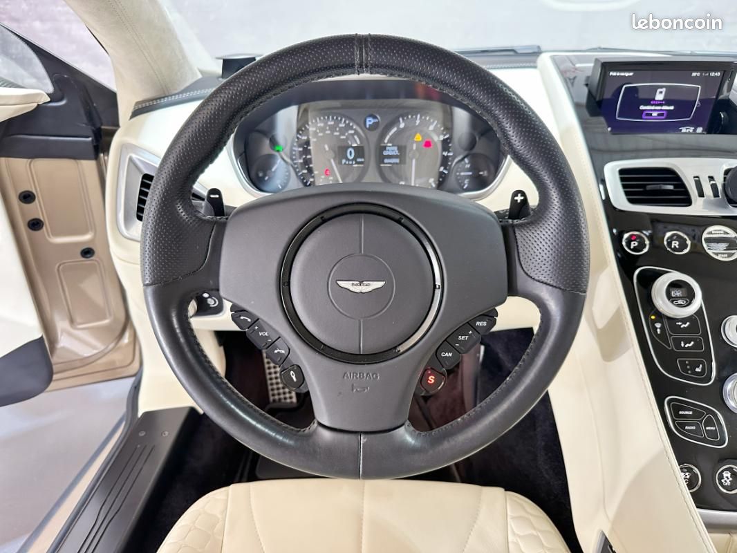 Aston Martin Vanquish Coupé V12 565 ch Touchtronic 2 A (image 12)