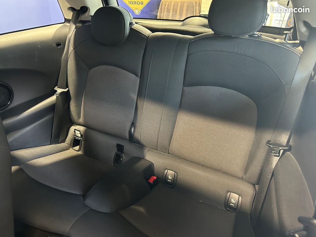 MINI Mini 1.2 102ch One - 2015 - 90 000 km - Toit ouvrant- Harman Kardon - EDITION MARYLEBONE (image 23)