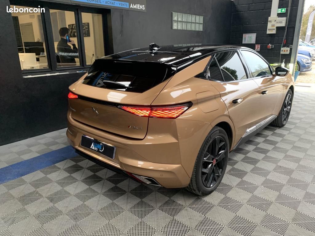 DS DS4 E-Tense - 225 Performance Line + / Caméra de recul/ CarPlay (image 3)