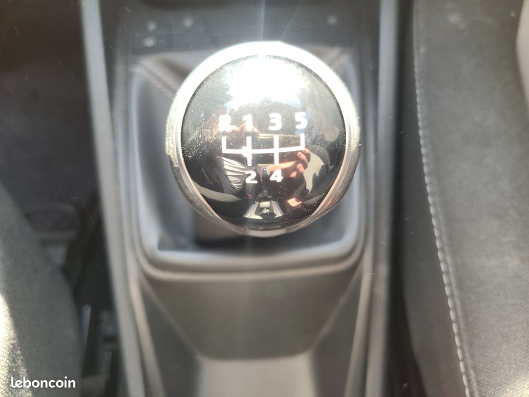 Seat ibiza 1.2 tsi (image 6)