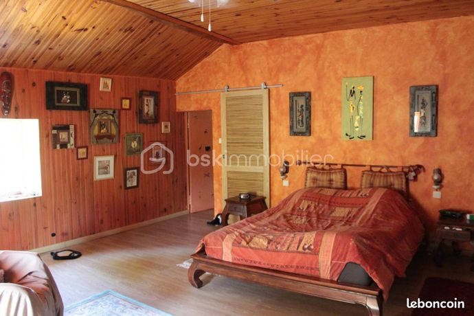 Maison 7 pièces 210 m²