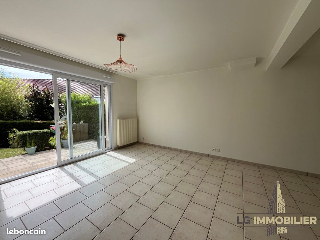 Maison 6 pièces 100 m² · à Salouël · 100 m² · 1 350 €/mois