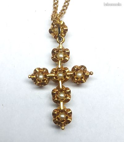 Pendentif Croix Vintage Doré Avec Perles - Ancien Bijou - Occasion En Parfait état