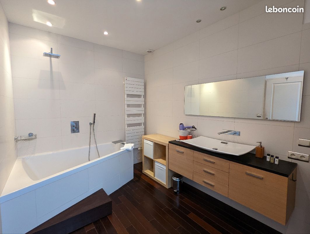 Maison - Front de mer & commerces - 3 chambres - tout confort (lave vaisselle,linge, baignoire,...) (image 5)