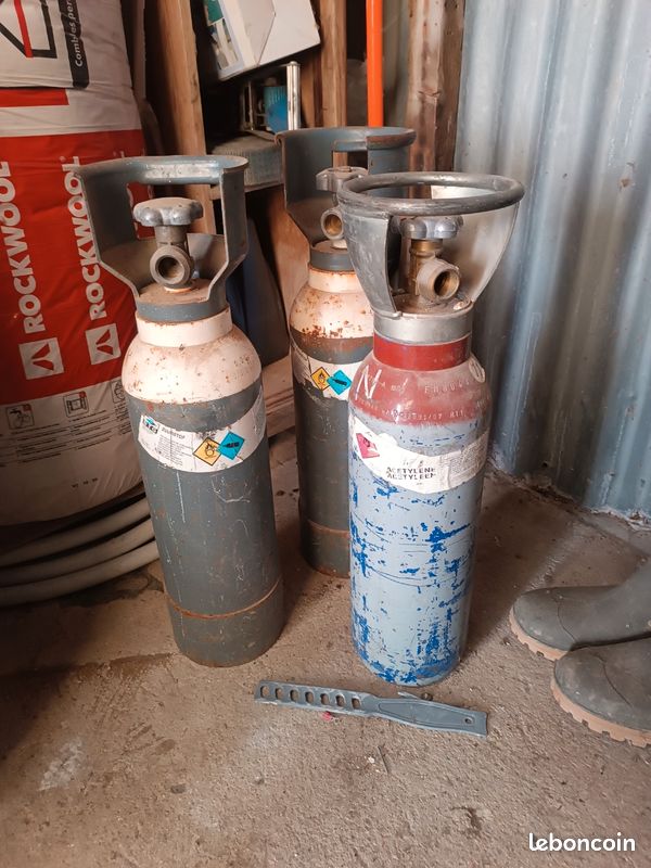 elfbar nachfüll pod läuft aus À vendre bouteilles consignes oxygène et acétylène 🤞🤞 OXYGÈNE : Grande -  180€ Moyenne - 120€ Petite - 80€ ACÉTYLÈNE : Grande - 200€ Moyenne - 170€  Petite main image 0