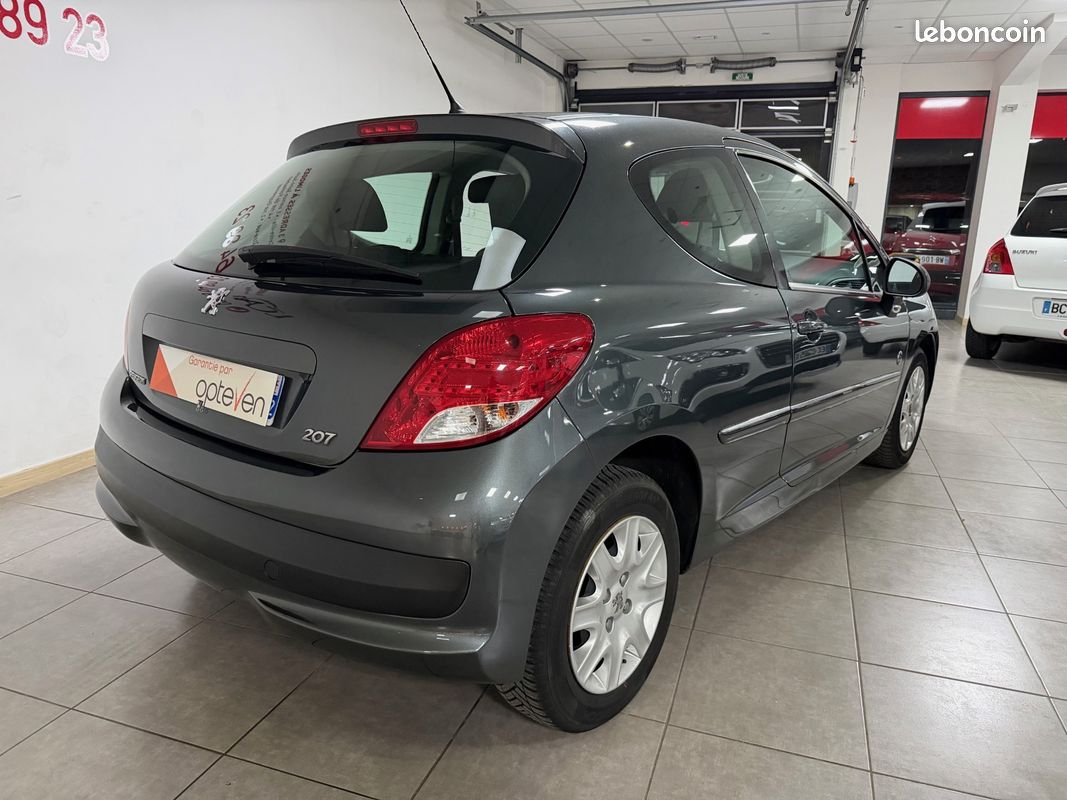 PEUGEOT 207 1.4 VTi 95 Faible Km URBAN MOVE LCA87 (image 3)